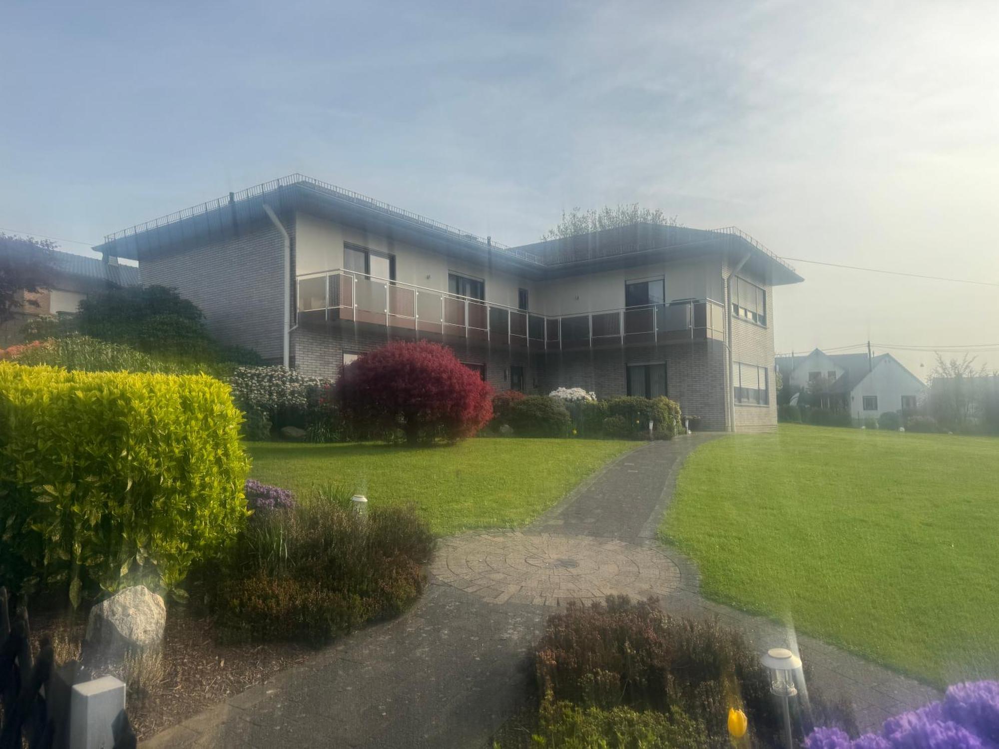 Ferienwohnungjahrsfeld Strassenhaus Eksteriør bilde