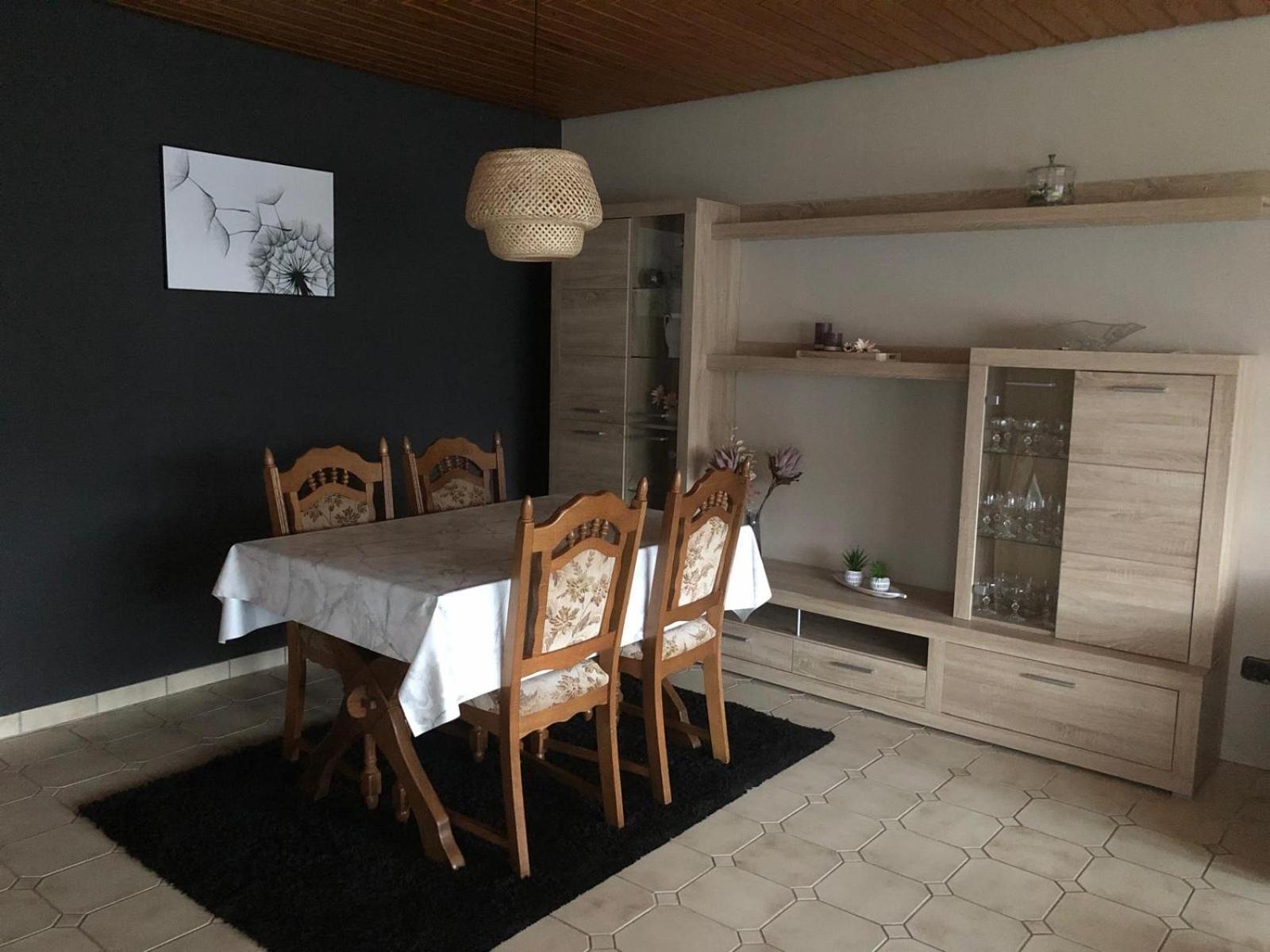 Ferienwohnungjahrsfeld Strassenhaus Eksteriør bilde
